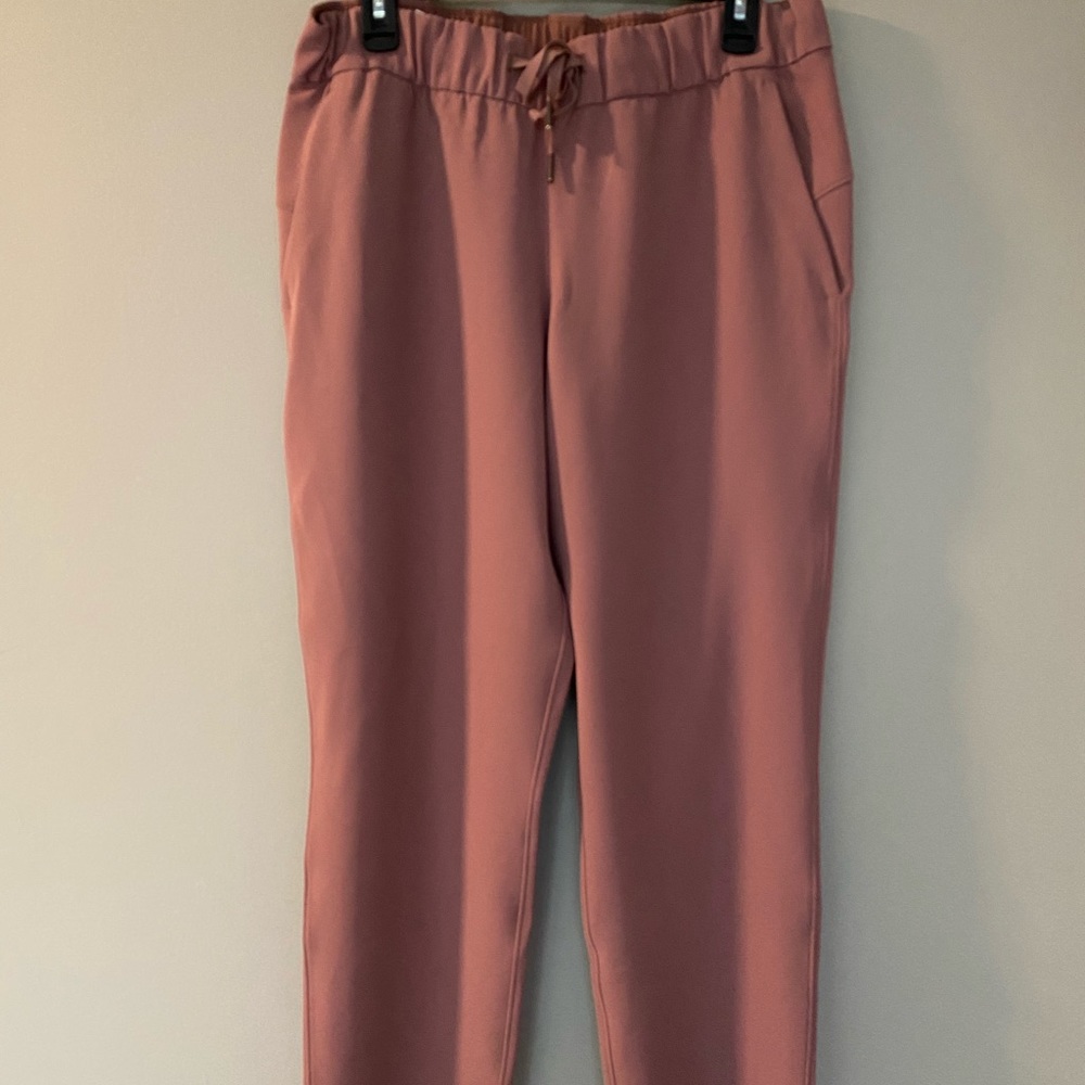 Lululemon pants size 10